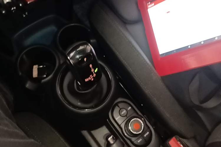 Used MINI 2019 1.5T COOPER Artist Five-Door Edition