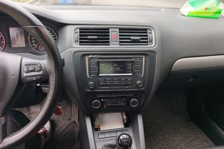 Used Volkswagen Sagitar 2014 Revised Version 1.4TSI Manual Luxury Edition
