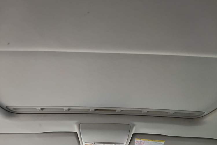 Used Volkswagen Lavida 2013 Restyled Classic 1.6L Automatic Comfort Edition
