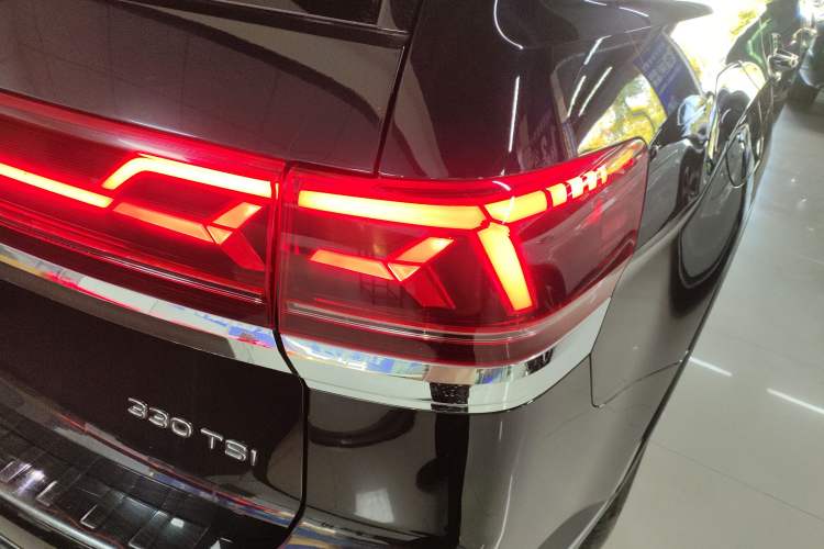 Used Volkswagen Teramont 2023 330TSI Two-Wheel-Drive Prestige Luxury Edition