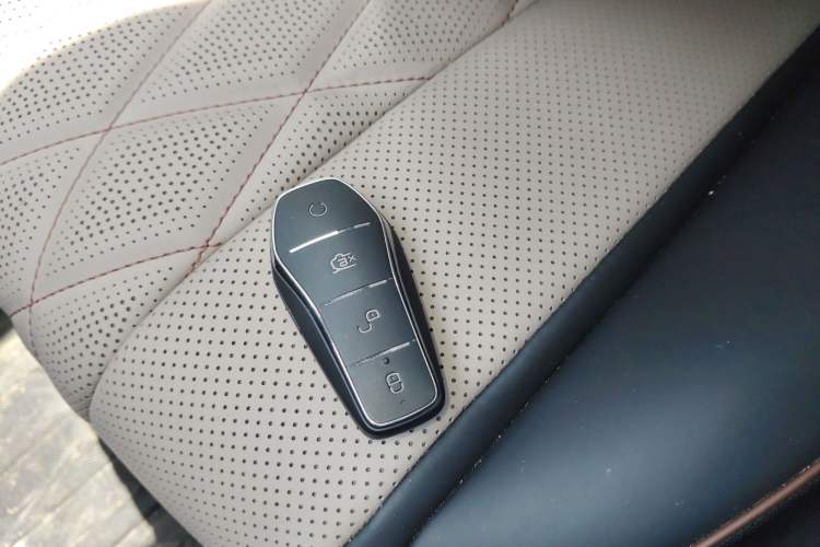 Used BYD Dolphin 2021 405 km Fashion Edition Interior 1