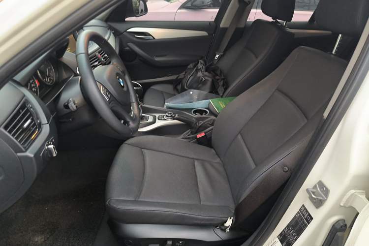 Used BMW X1 2014 sDrive18i Leading Model