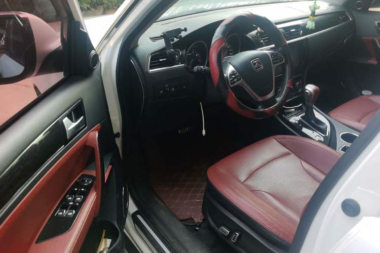 Used Zotye T600 2015 2.0T DCT Flagship Edition
