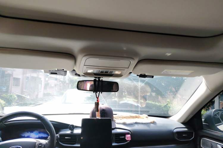 Used Ford Explorer 2020 EcoBoost 285 4x4 Titanium Edition 6 Seats
