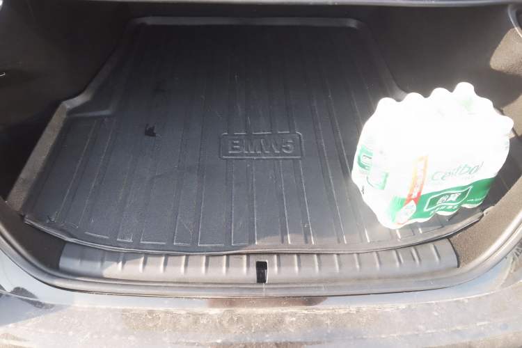 Used BMW 5 Series New Energy 2018 530Le Luxury Package Trunk