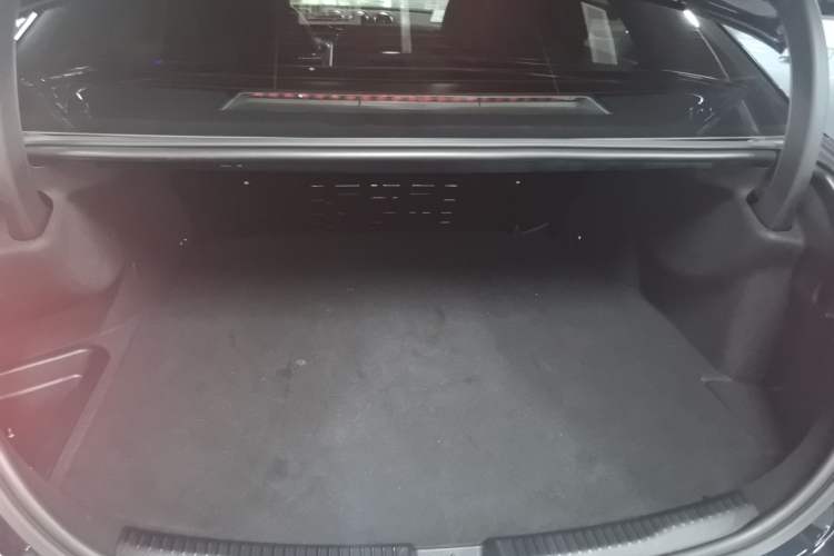 Used Mercedes-Benz C-Class New Energy 2024 Facelift C 350 eL Trunk