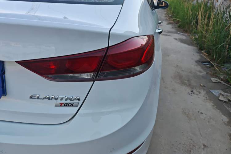 Used Hyundai Elantra (6th Generation / Lingdong) 2018 1.4T Dual-Clutch Xuan Dong · Dynamic Edition Exterior 3