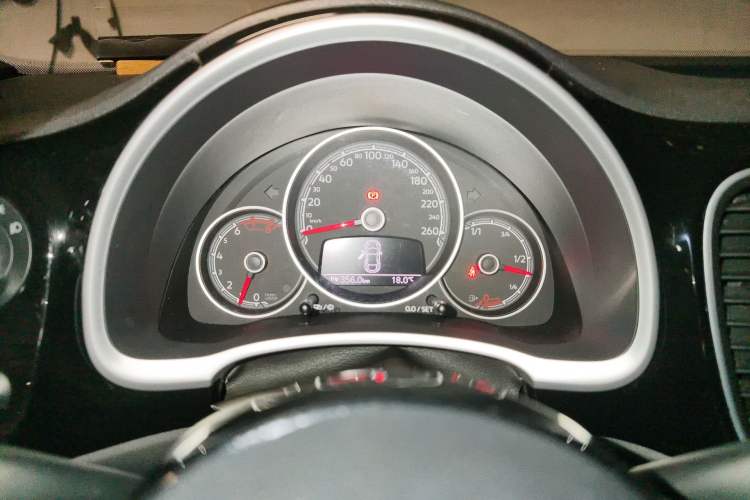 Used Volkswagen Beetle 2018 280TSI Zongle Model Instrument Cluster