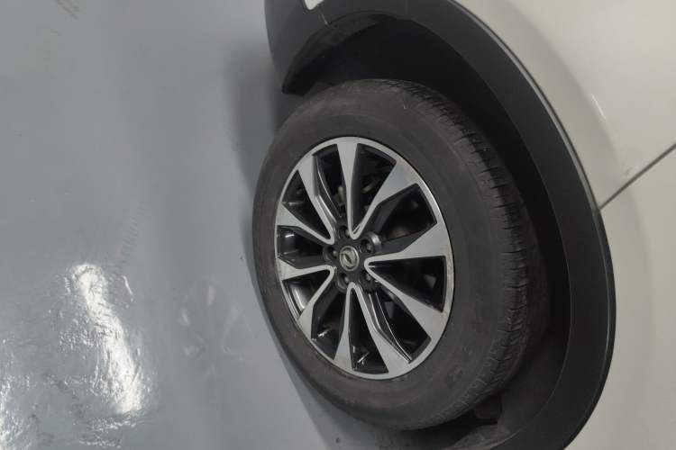 Used Dongfeng Fengdu MX5 2016 1.4T Manual Luxury Edition