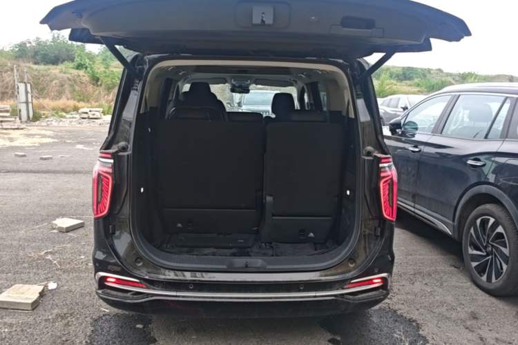 Used Hongqi HQ9 PHEV 2024 2.0T Four-Wheel Drive Business Edition

