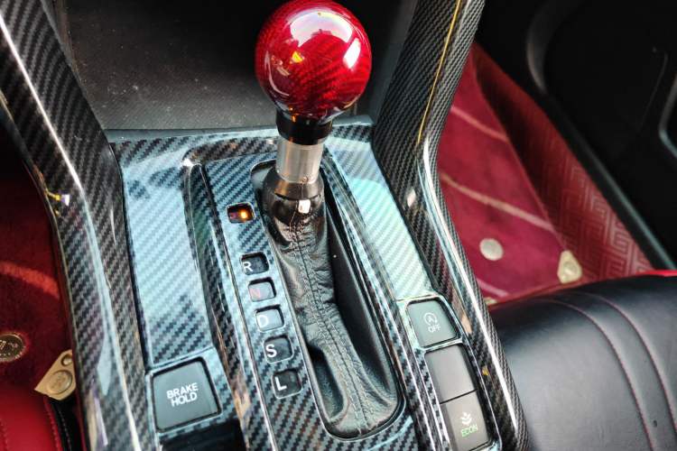 Used Honda Civic 2016 220TURBO CVT Luxury Edition Gear Lever