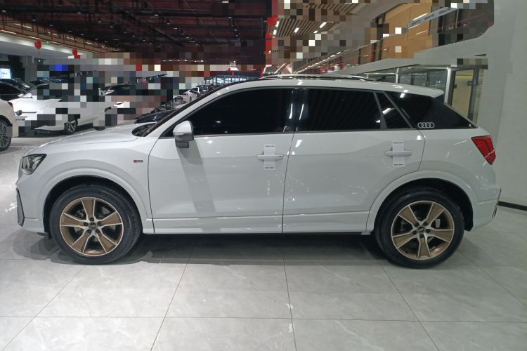 Used Audi Q2L 2023 35TFSI Fashion Dynamic Model
