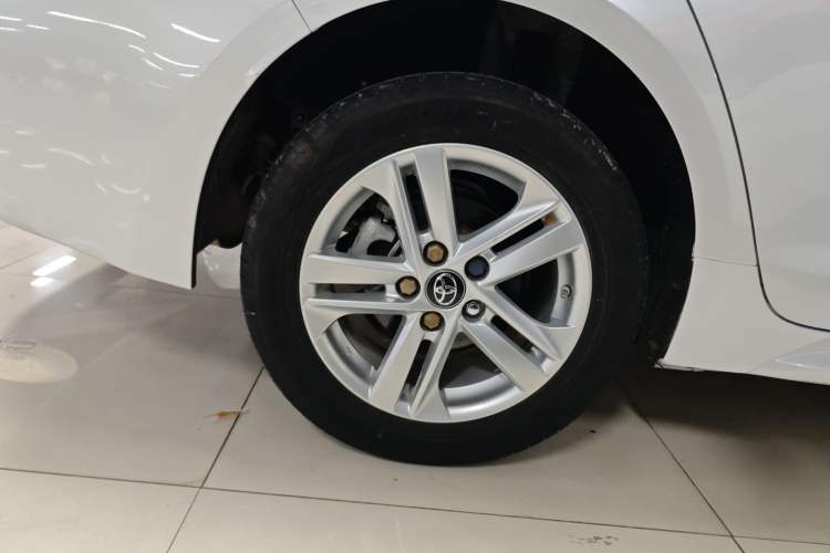 Used Toyota Levin 2021 185T CVT Luxury Edition
