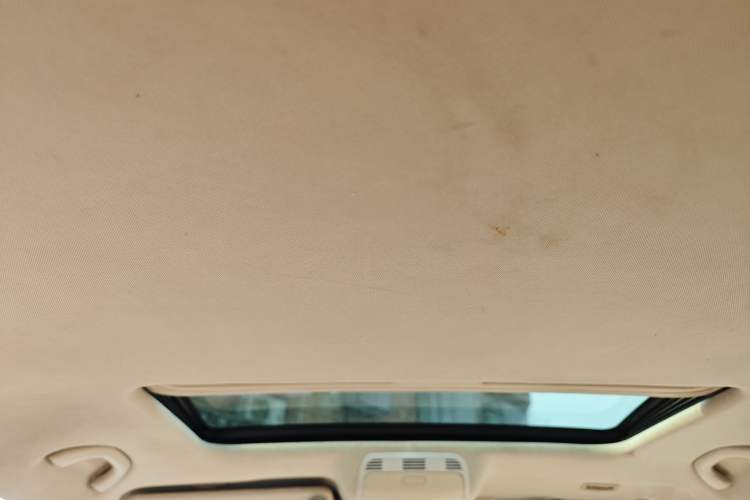 Used Volkswagen Magotan 2012 Revised Version 1.8TSI Leading Edition