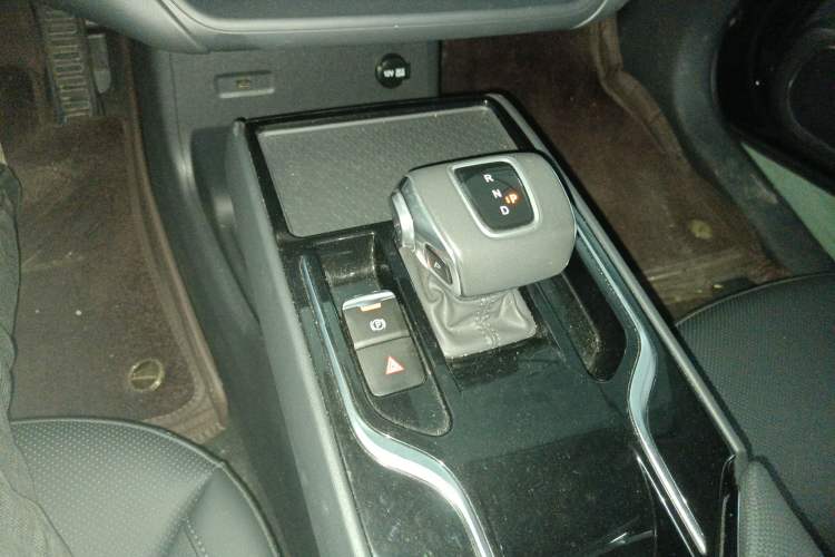 Used Hongqi E-QM5 2024 560km PLUS
