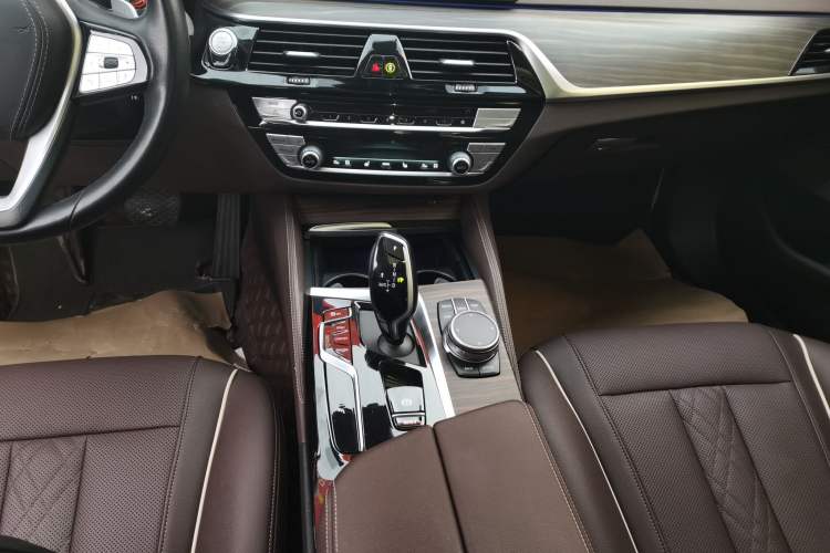 Used BMW 5 Series 2021 530Li xDrive Luxury Package
