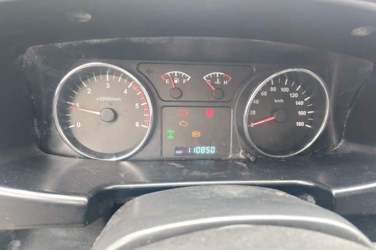 Used Isuzu Pickup 2015 2.8T Four-Wheel Drive 4JB1CT