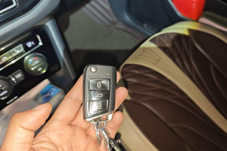 Used Volkswagen Tiguan L 2017 330TSI Automatic Two-Wheel Drive Flagship Edition