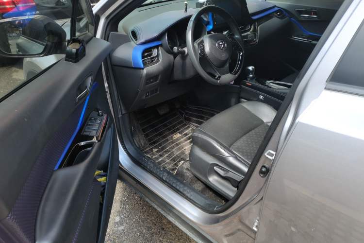 Used Toyota IZOA 2018 2.0L Yichi Edition China V Standard Driver Seat