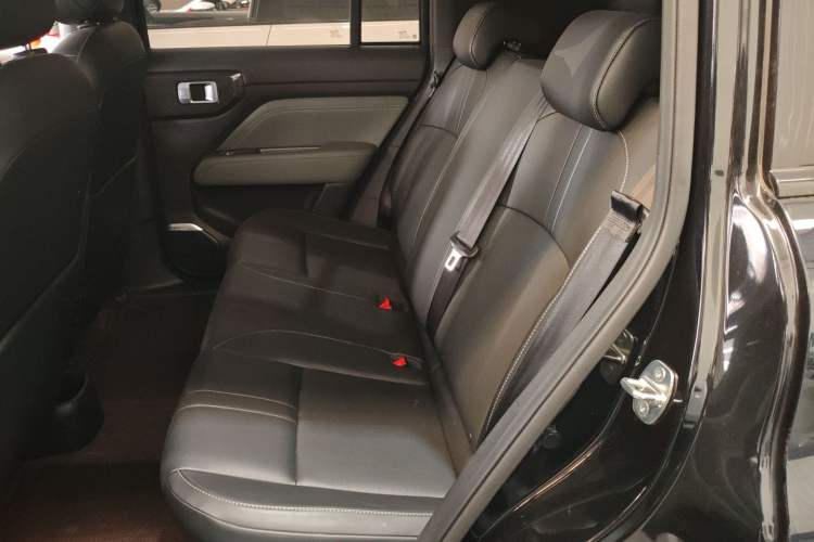 Used Baojun Spark EUV 2025 Flagship Edition 5 Seats Left Rear Seat