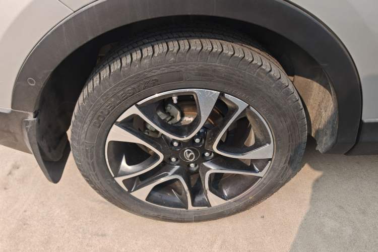 Used Soueast DX7 2015 1.5T Automatic Prestige Model
