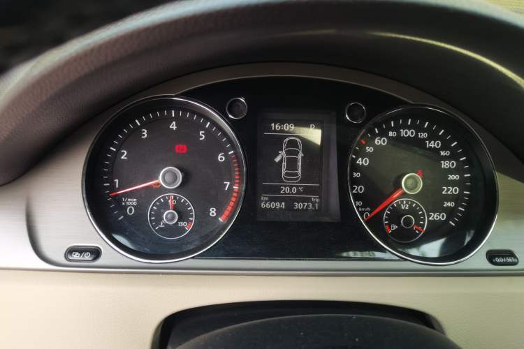 Used Volkswagen Magotan 2013 1.8TSI Premier Model