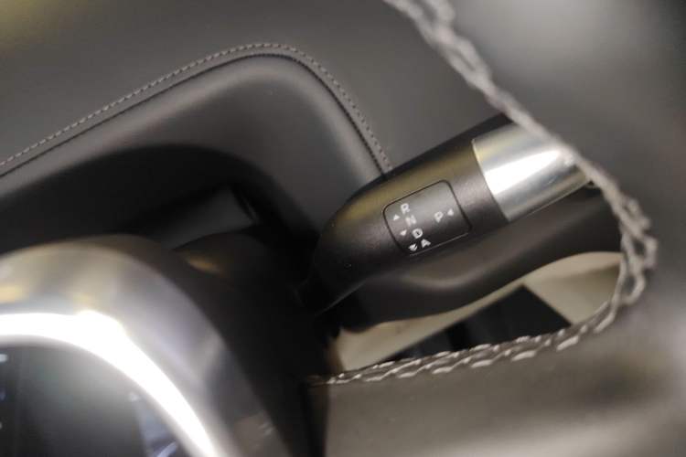 Used Li Auto L8 2023 Pro Model
