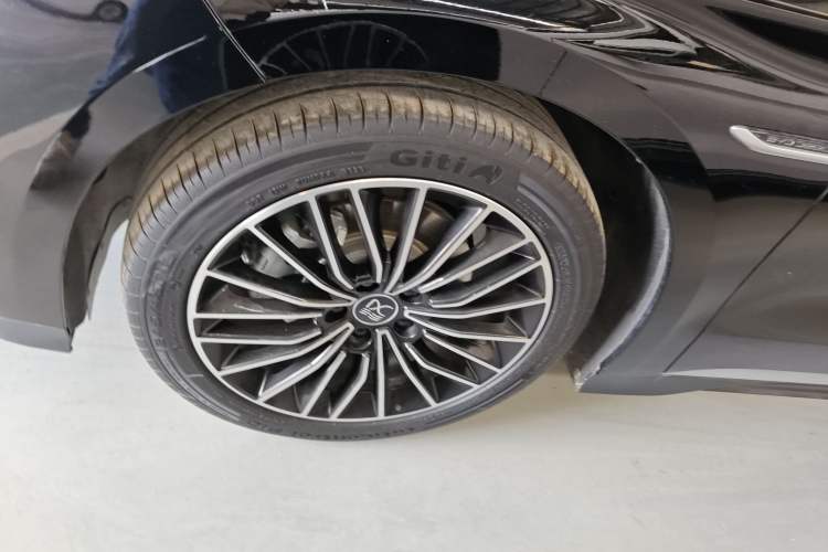 Used BYD Han 2023 EV Champion Edition 506KM Front-Wheel-Drive Premium Model
