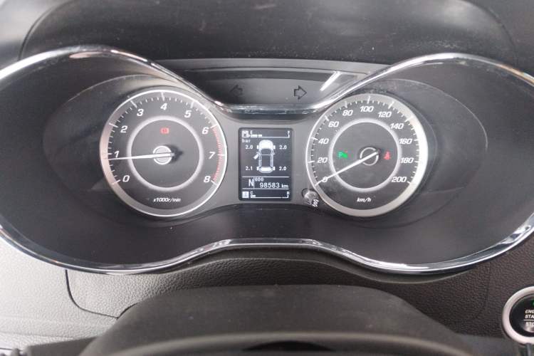 Used Baojun 560 2017 Rhythmic Edition 1.8L iAMT Prestige Model Instrument Cluster