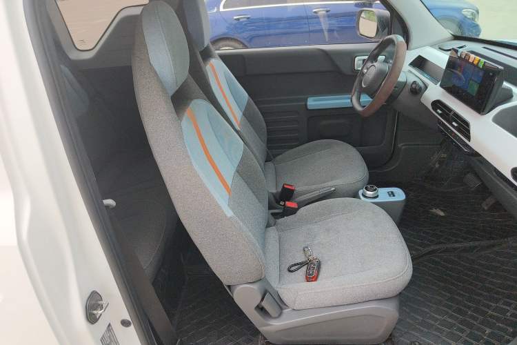 Used Geely Galaxy Panda 2023 Panda Mini 200km Dynamic Bear Right Front Seat