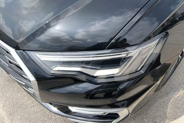 Used Audi A6L 2023 Revised Edition 45 TFSI quattro Prestige Dynamic Version Left Front Headlight