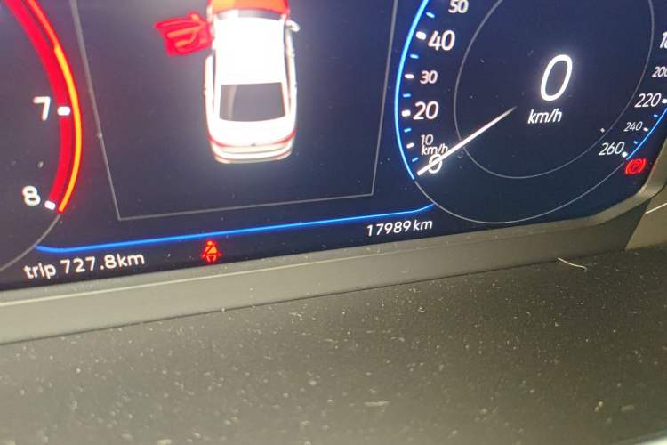 Used Volkswagen Sagitar 2023 280TSI DSG Excellence Edition Odometer Close Up