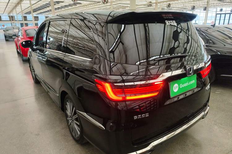 Used Honda Elysion 2022 2.0L eHEV Luxury Edition