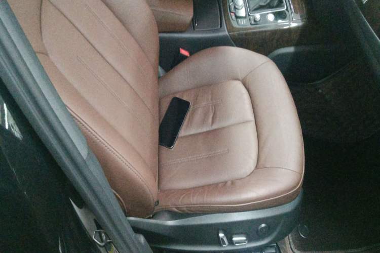 Used Audi A6L 2018 30th Anniversary Edition 45 TFSI quattro Sport model
