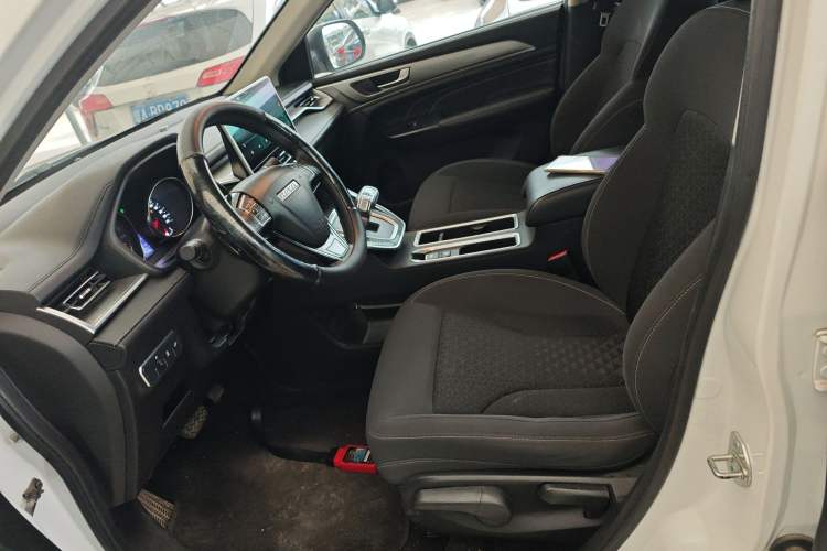 Used Haval M6 2021 PLUS 1.5T DCT Elite Smart Connectivity Model
