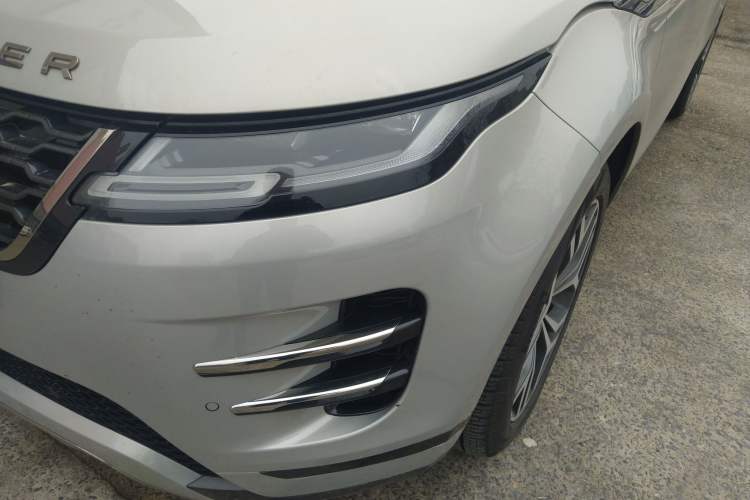 Used Land Rover Range Rover Evoque 2021 Range Rover Velar L 249PS R-Dynamic First Edition