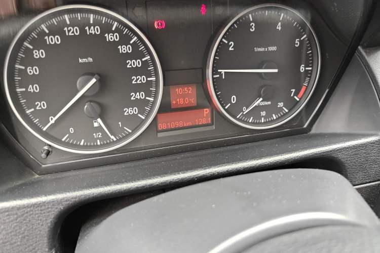 Used BMW X1 2014 sDrive18i Leading Model
