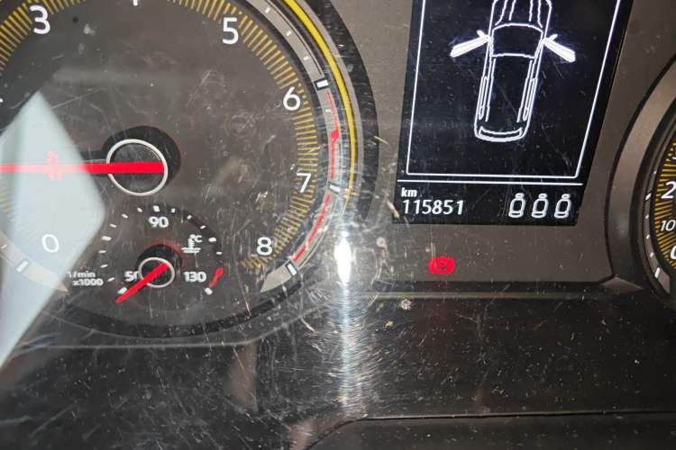 Used Volkswagen Tharu 2019 330TSI Four-Wheel Drive Luxury Edition China VI Standard Odometer Close Up