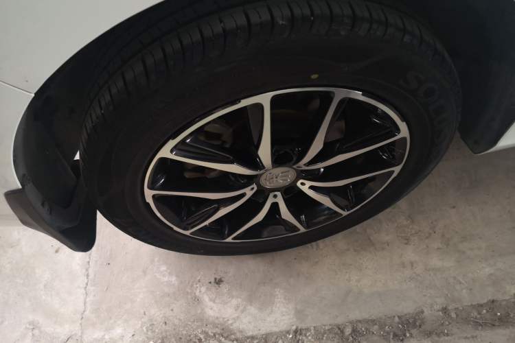 Used BYD Song MAX 2017 1.5T Automatic Smart Connect Elite 7-Seater