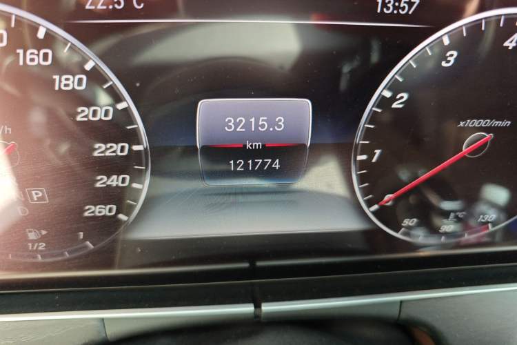 Used Mercedes-Benz E-Class 2018 Restyled E 300 L Sporty and Stylish Edition
