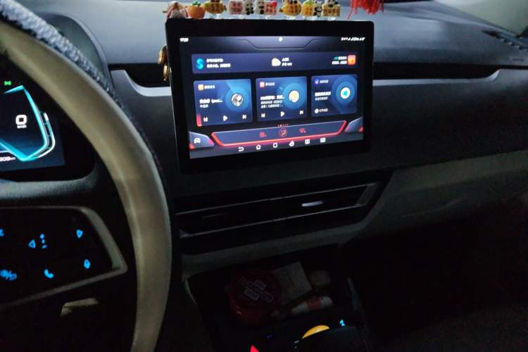 Used BYD Yuan Pro 2023 320KM Luxury Version
