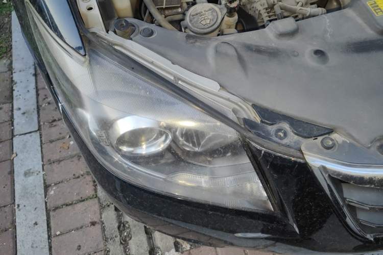 Used Toyota Camry 2013 200G Classic Luxury Edition Right Front Headlight