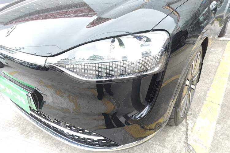 Used Hima AITO M9 2025 Extended-Range Max Version 52 kWh 6-Seater Edition Left Front Headlight