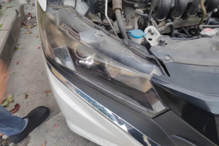 Used Honda Gienia 2017 1.5L CVT Classic Edition Right Front Headlight