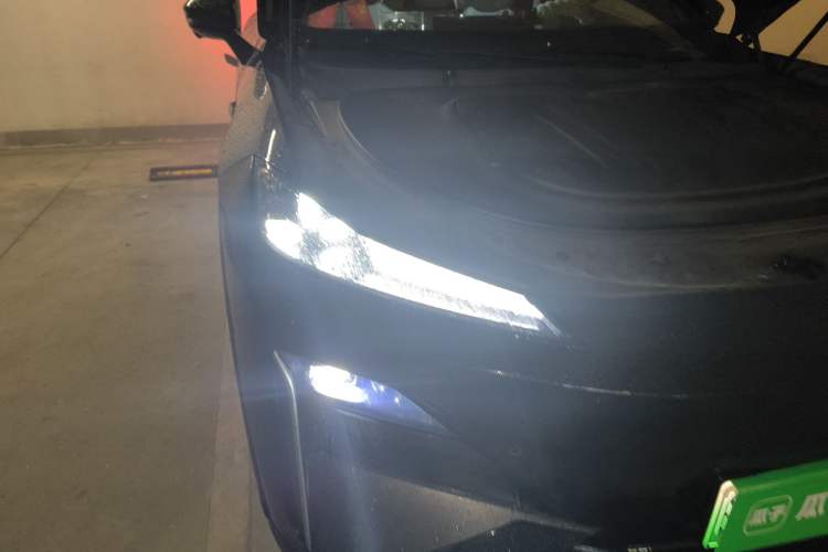 Used Deepal S07 2024 215Max Range-Extended Version Right Front Headlight