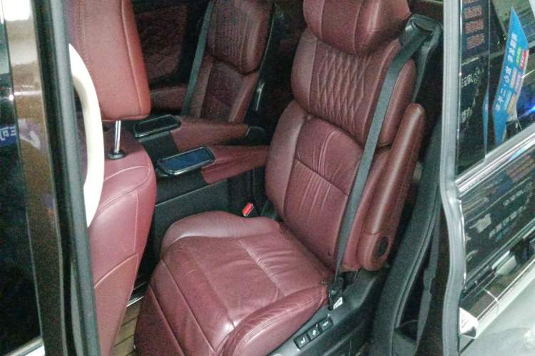 Used Honda Elysion 2022 2.0L eHEV Prestige Edition