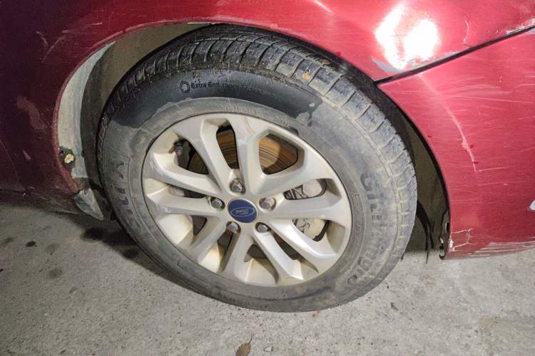 Used Ford Focus 2013 Hatchback Classic 1.8L Manual Base Model
