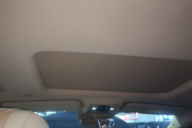 Used Denza D9 2025 Model DM-i Four-Wheel Drive Prestige Edition
