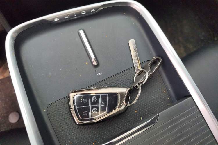 Used Buick LaCrosse 2025 28T Platinum Edition