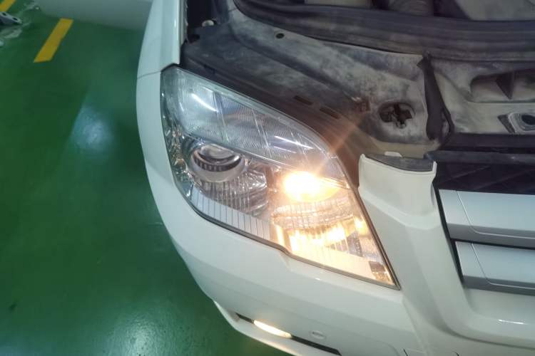 Used Mercedes-Benz GLK-Class 2011 GLK 300 4MATIC Dynamic Model